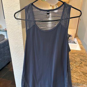 Victoria Secret VSX Sport Women's Mesh See-Through Fitness Tank - Large - Grey